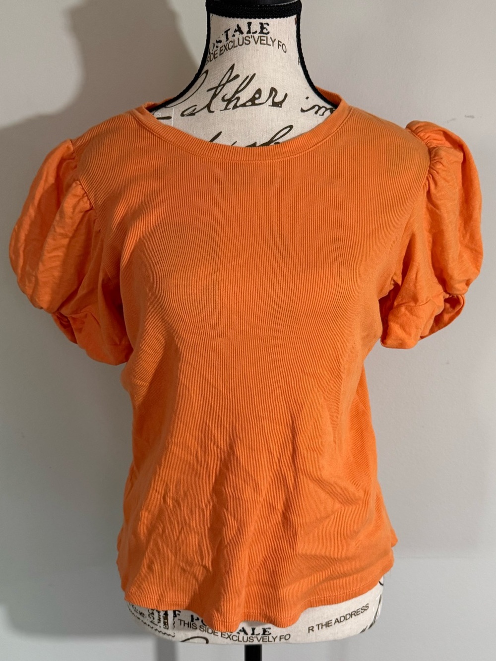 Vince Camuto Orange Puff Sleeve Crewneck Top